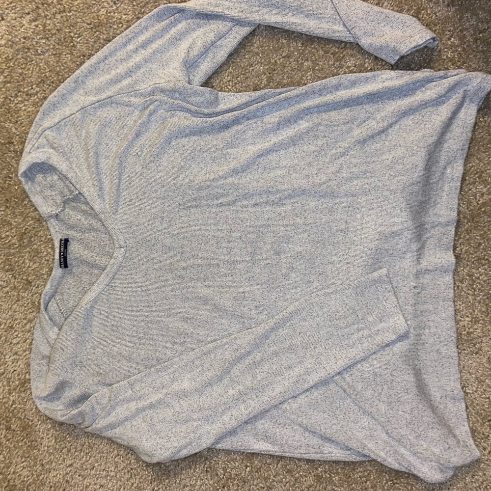 brandy melville lightweight sweater